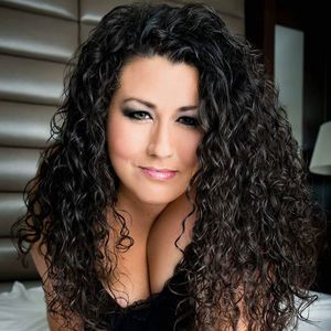 Meet your Posher, Regina