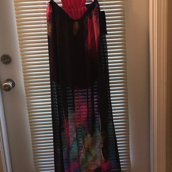 Medium Side Keyhole Maxi Dress *Never Worn* - Picture 6 of 7