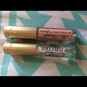 Two faced lip injection lip gloss x2