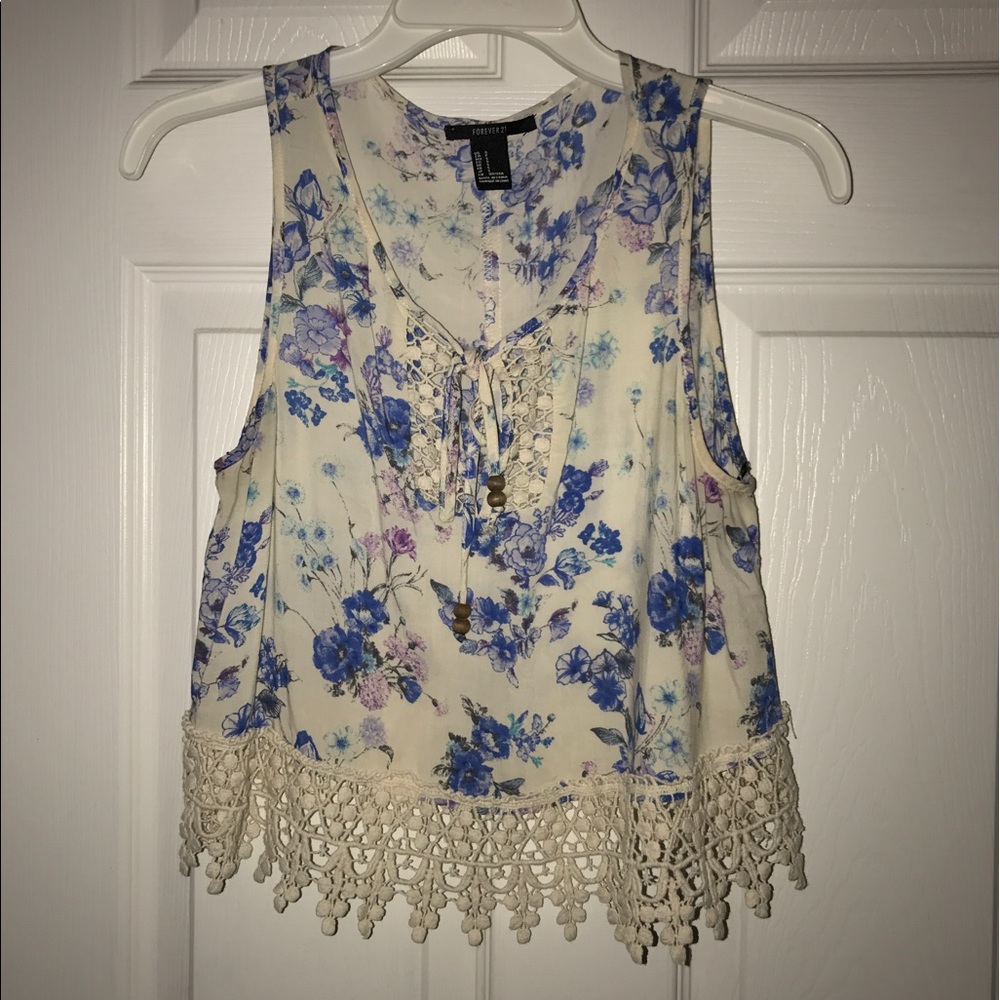 Very cute floral tank