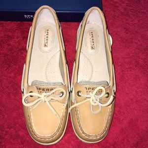 Sperry slip on