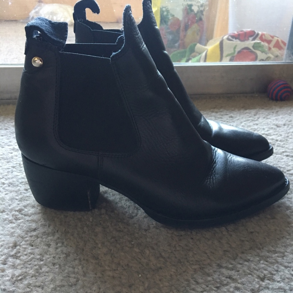 Top Shop Black Chelsea Boot