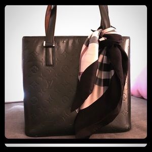 Burberry original 100% silk kerchief 18" x 18"