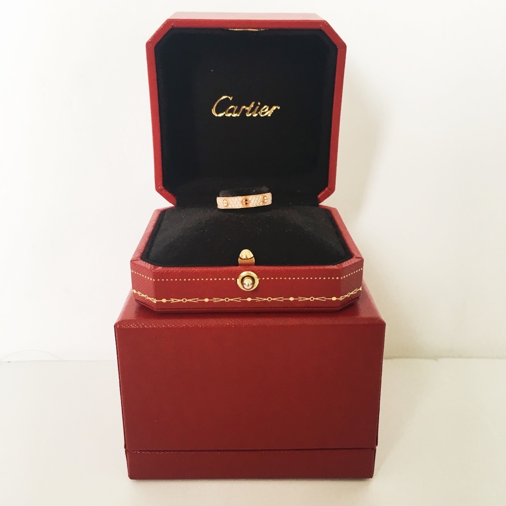 authentic Cartier LOVE dimond rounded band - Picture 4 of 4