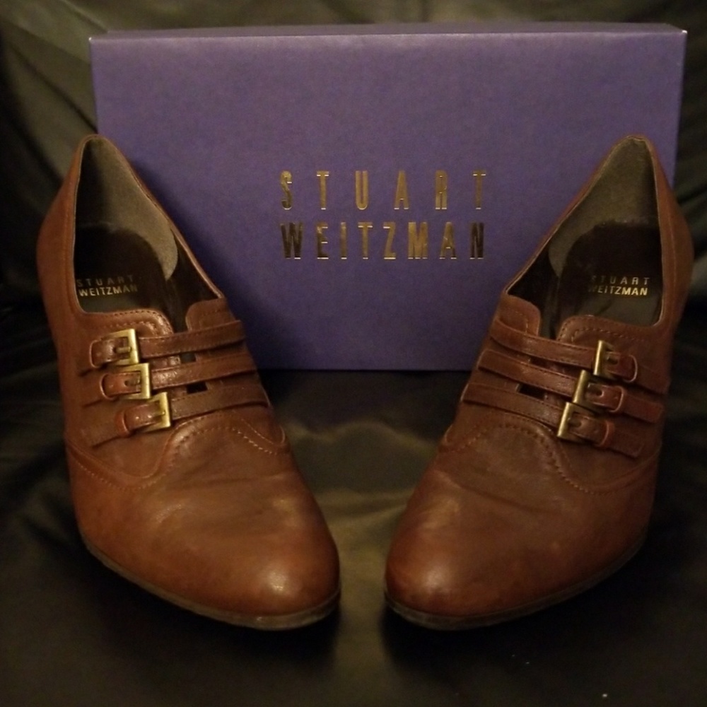 Walnut brown Stuart Weitzman "Ramble" heels