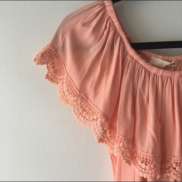 NWT Off the Shoulder Dress - Picture 3 of 4