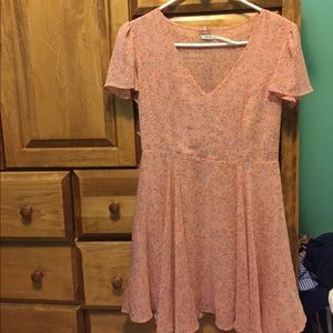 Peach floral dress - urban outfitters