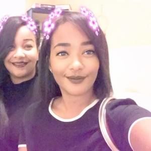 Meet your Posher, Kecia