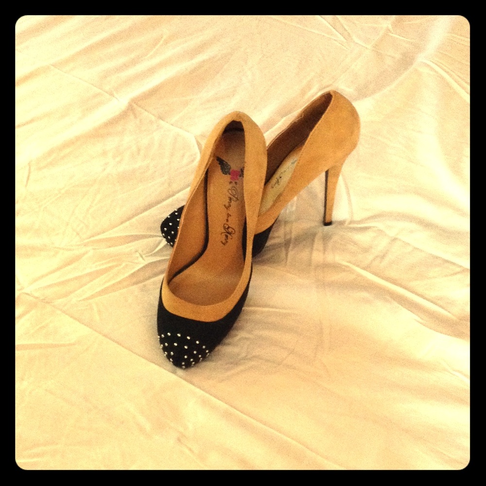 Suede Black & Tan Stilettos