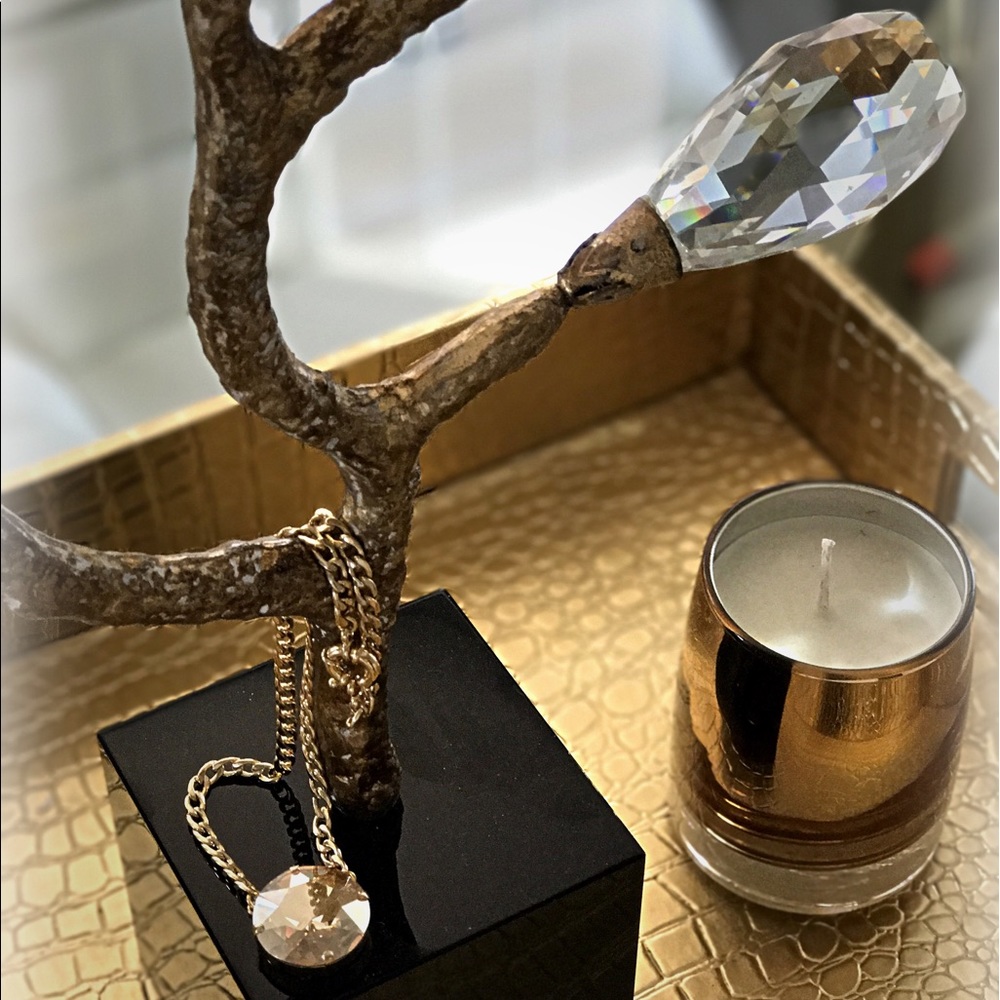 Statement crystal necklace