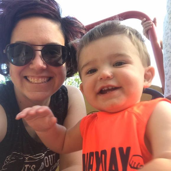 Meet your Posher, Amanda - Picture 1 of 1