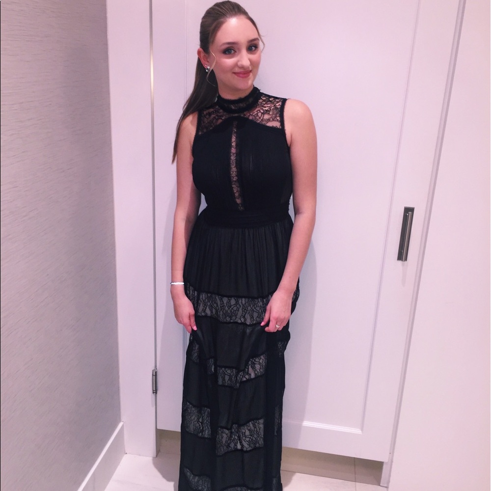 Meet your Posher, Lauren