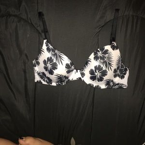 Brand new t-shirt bra