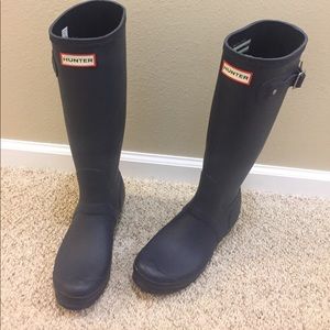 Navy Blue Hunter Rain Boots