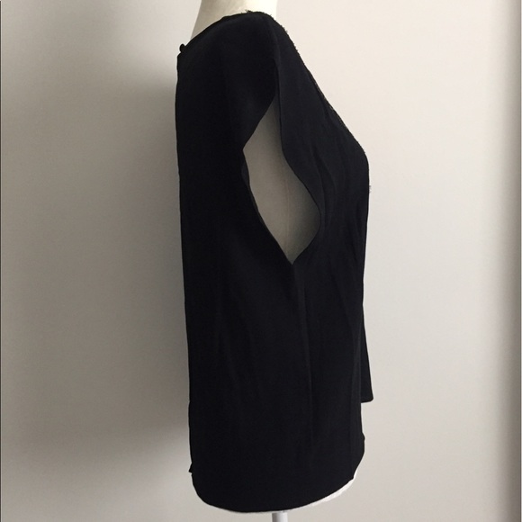 Hailee C. Black top with lace - Picture 2 of 4