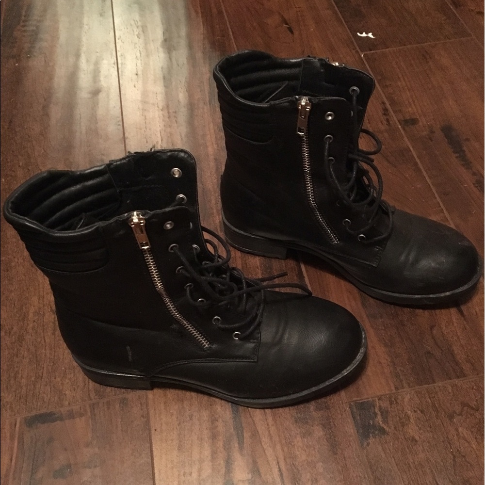 Bamboo brand boots
