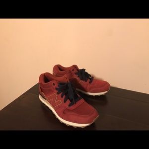 New Balance 696 (Women's 7)