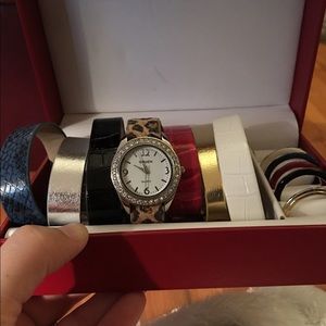 Gruen watch set with 7 bands & 6 faces