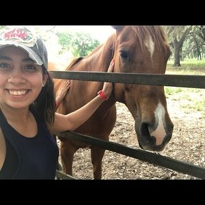 Meet your Posher, Linda