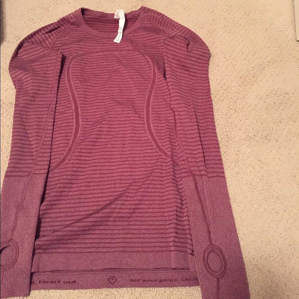 Lululemon long sleeve run swiftly
