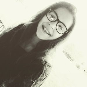 Meet your Posher, Ava