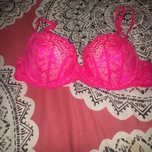 pink/orange lace bra