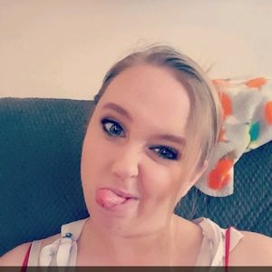 Meet your Posher, Shannon