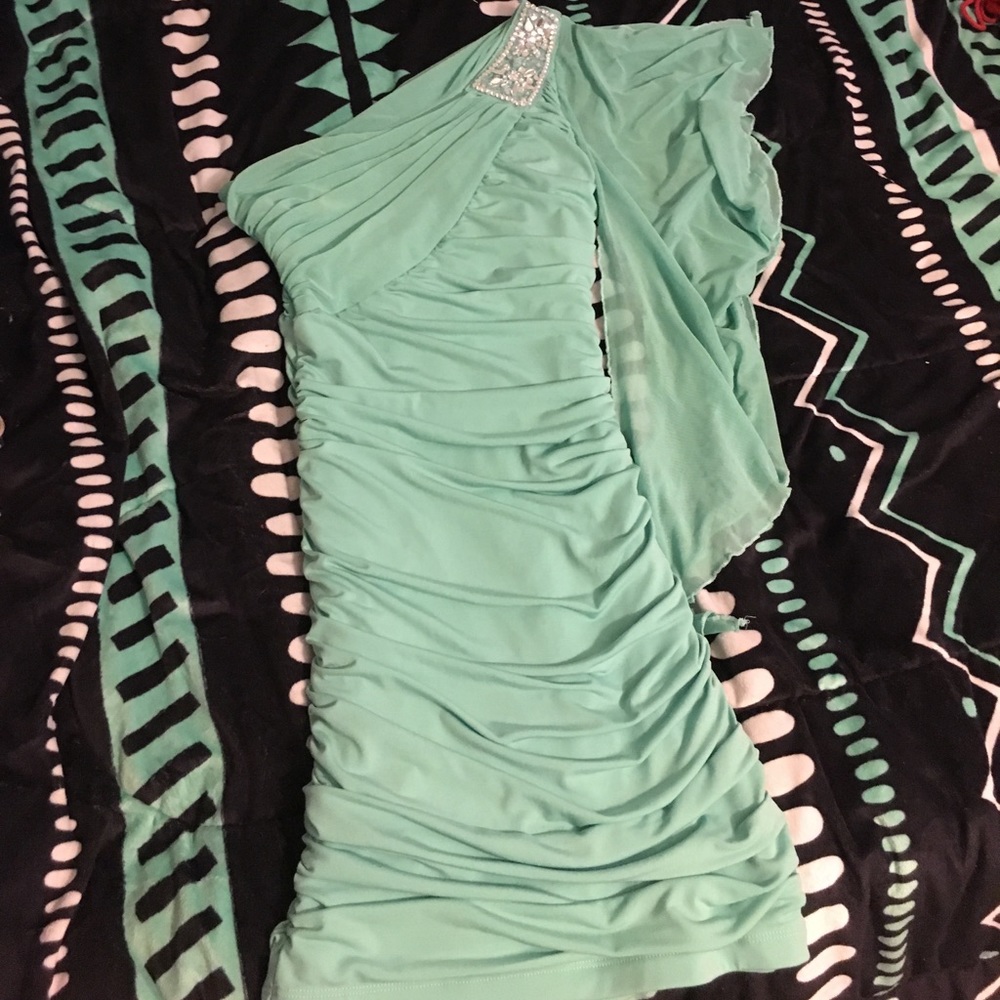 City Triangles One Shoulder/Sleeve Dress