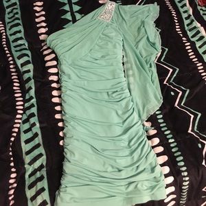 City Triangles One Shoulder/Sleeve Dress