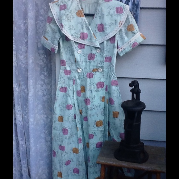 VTG 1950s Fit & Flare Day Dress - Picture 2 of 8