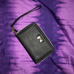 Apt 9 Wristlet