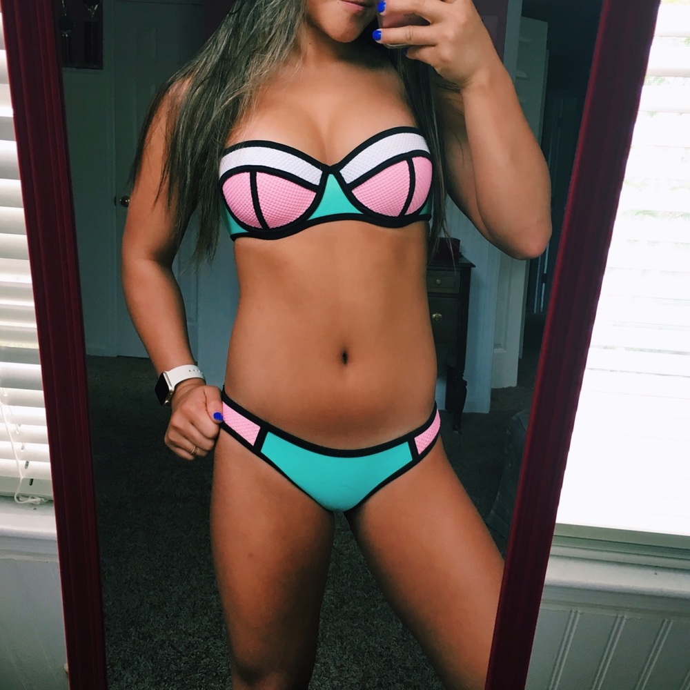 triangl "poppy" bikini