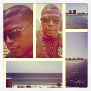 Meet your Posher, Derrick