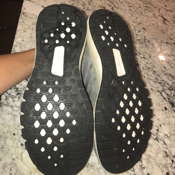 Adidas - Picture 3 of 4