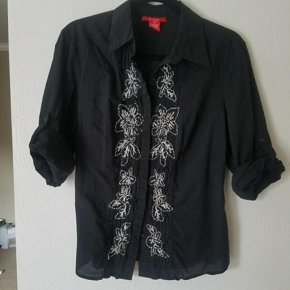 Embroidered Anne Klein blouse