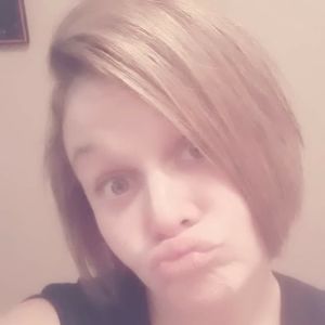 Meet your Posher, Krystal