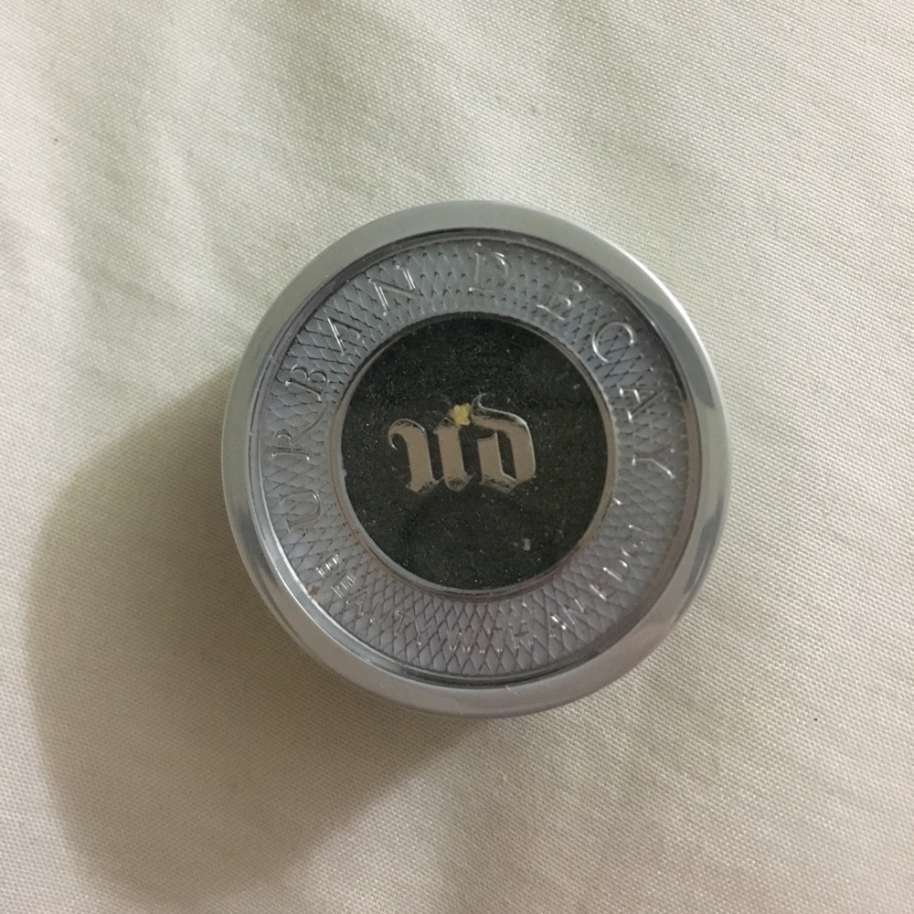 UD Eyeshadow Zodiac