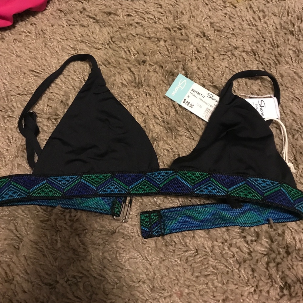 Sure brand black triangle top