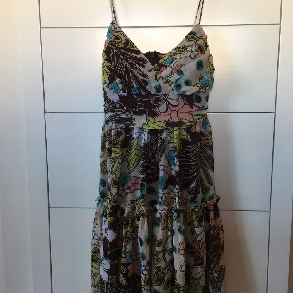 EUC Fun summer tropical floral dress