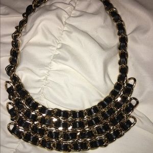 Very Stylish necklace! never worn.