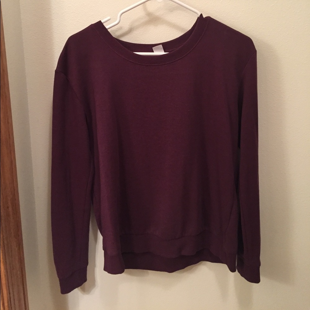 Maroon long sleeve sweater