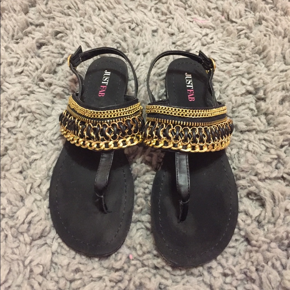 flat sandals
