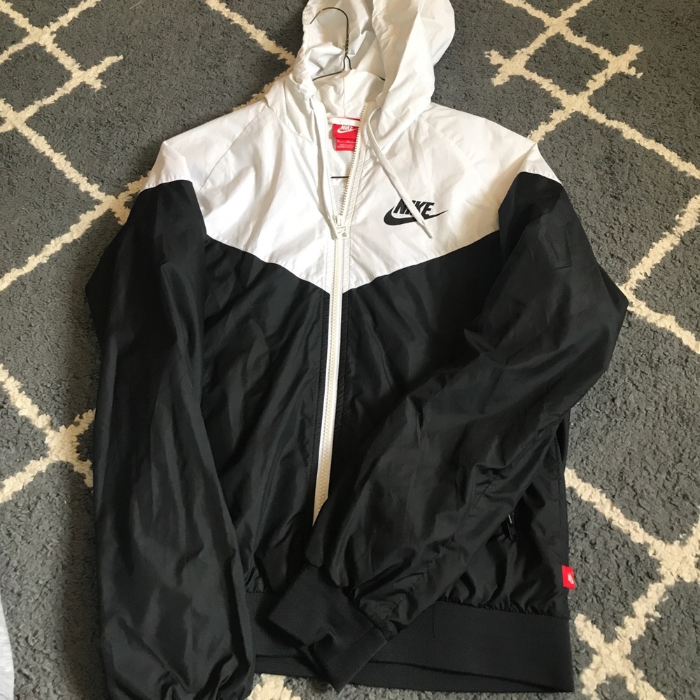 Nike windbreaker