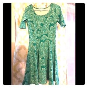 Beautiful LulaRoe Nicole  Dress!