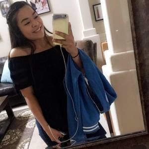 Meet your Posher, Leticia