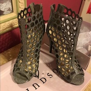 Sparkly heels from Windsor