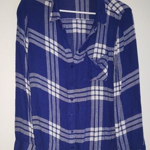 Lightweight flannel print shirt