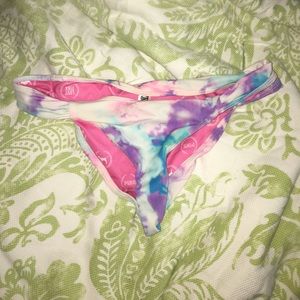 Tie dye bottom