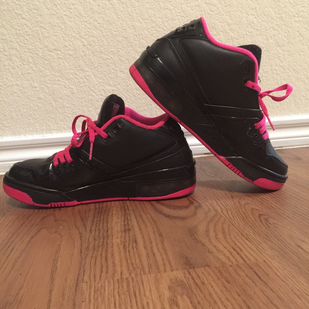 Jordan's Fall '07 size 5.5Y