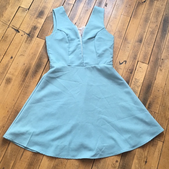 Max & Riley dress - Picture 2 of 8